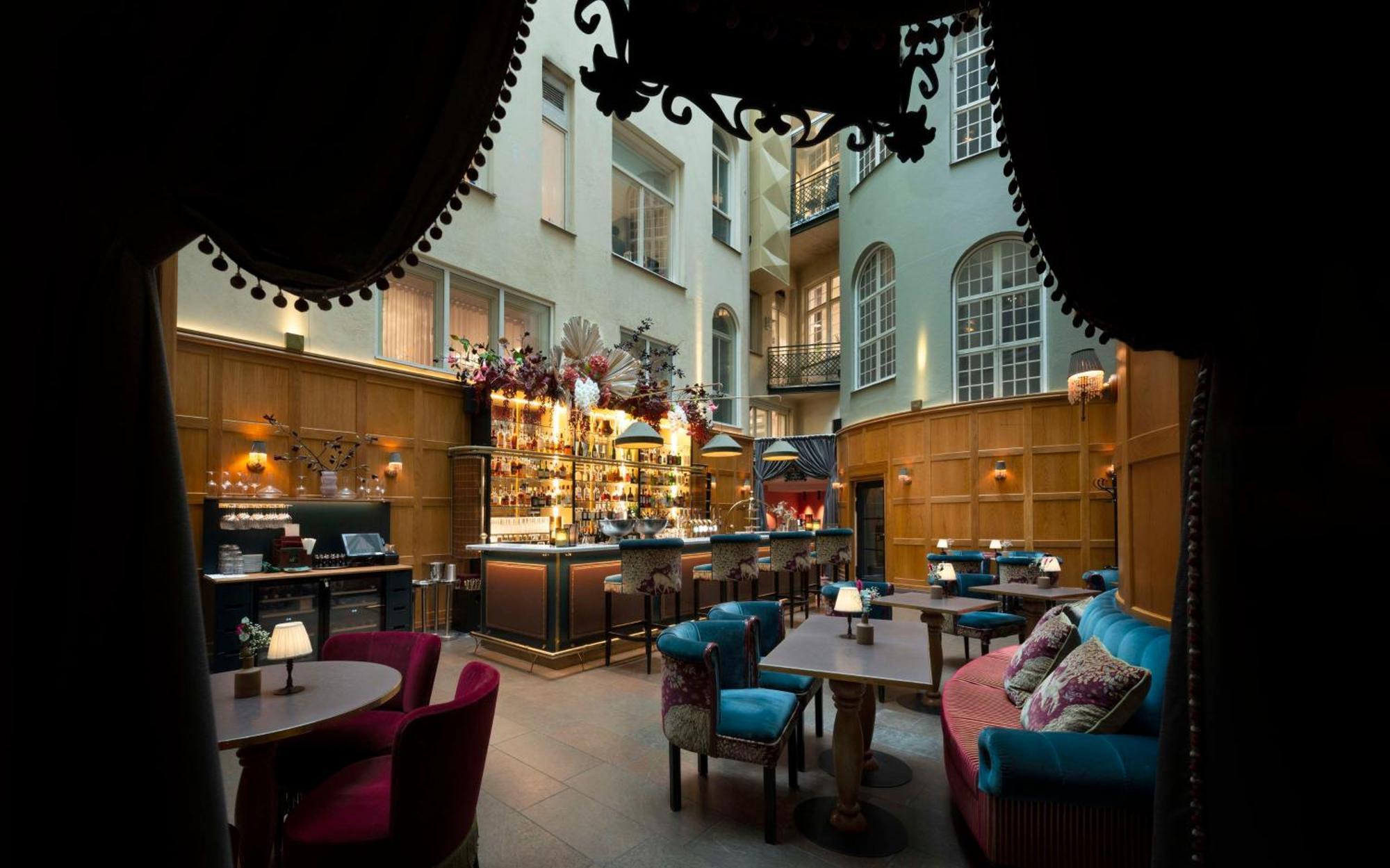 Hotel Kung Carl, Worldhotels Crafted Stockholm Exterior photo
