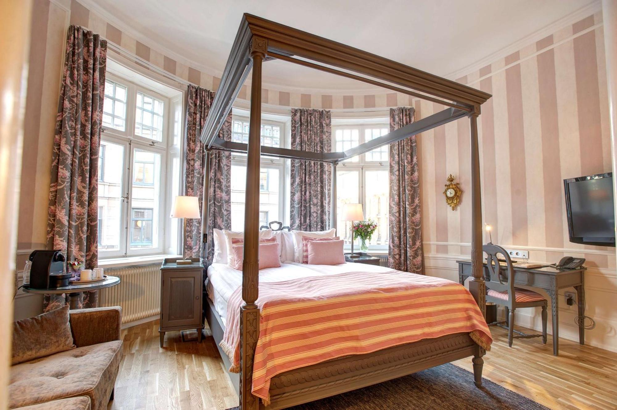 Hotel Kung Carl, Worldhotels Crafted Stockholm Exterior photo