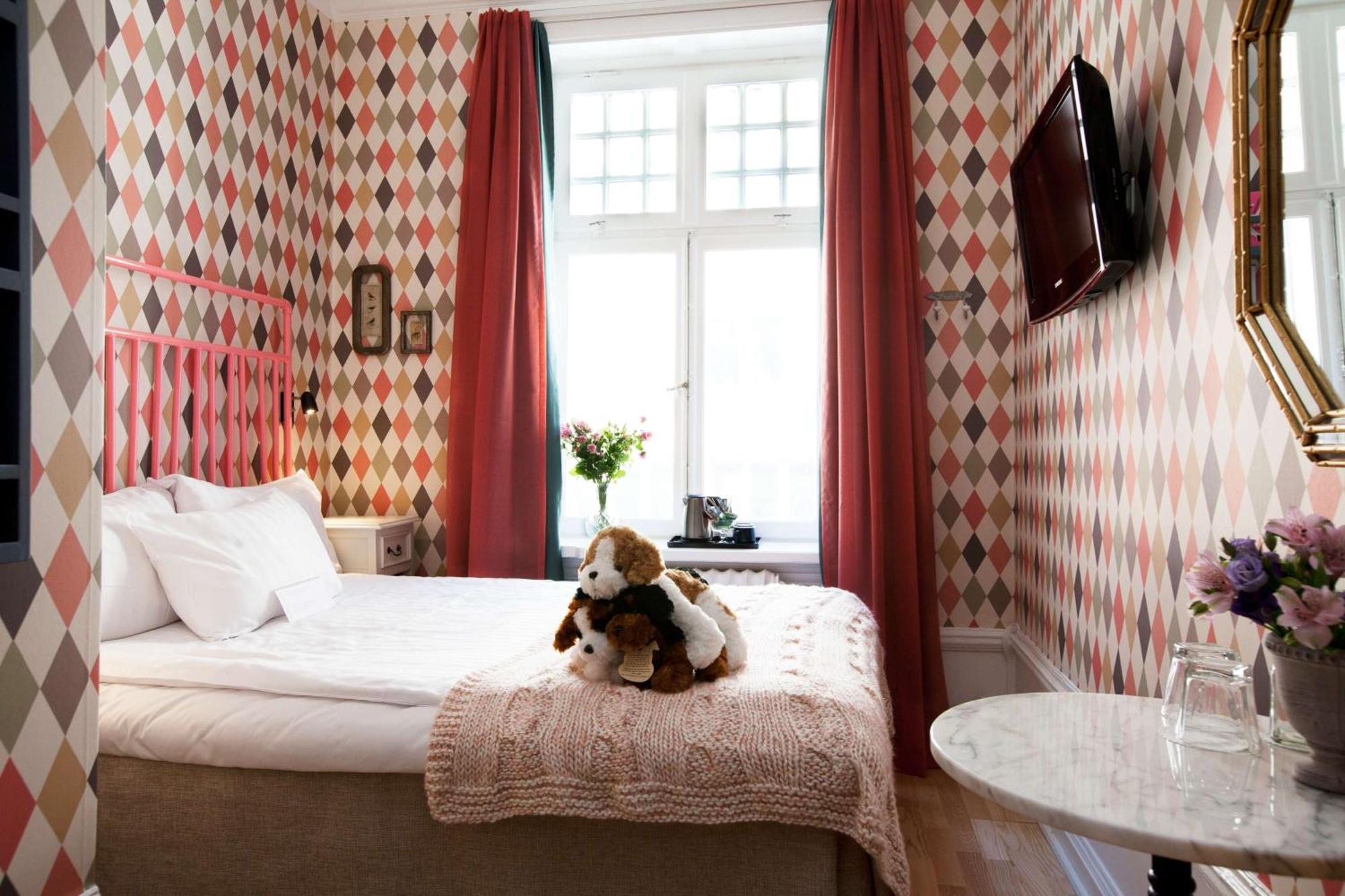 Hotel Kung Carl, Worldhotels Crafted Stockholm Exterior photo