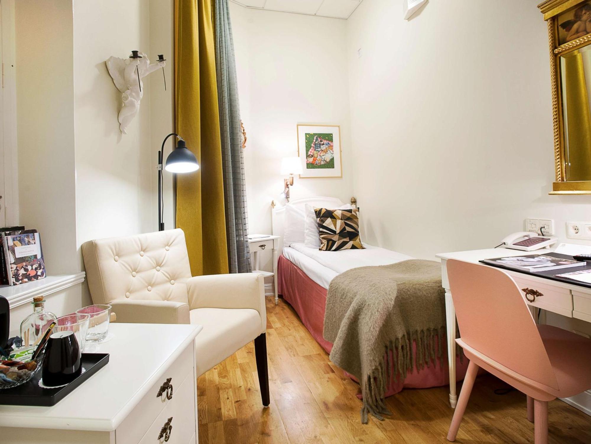 Hotel Kung Carl, Worldhotels Crafted Stockholm Exterior photo